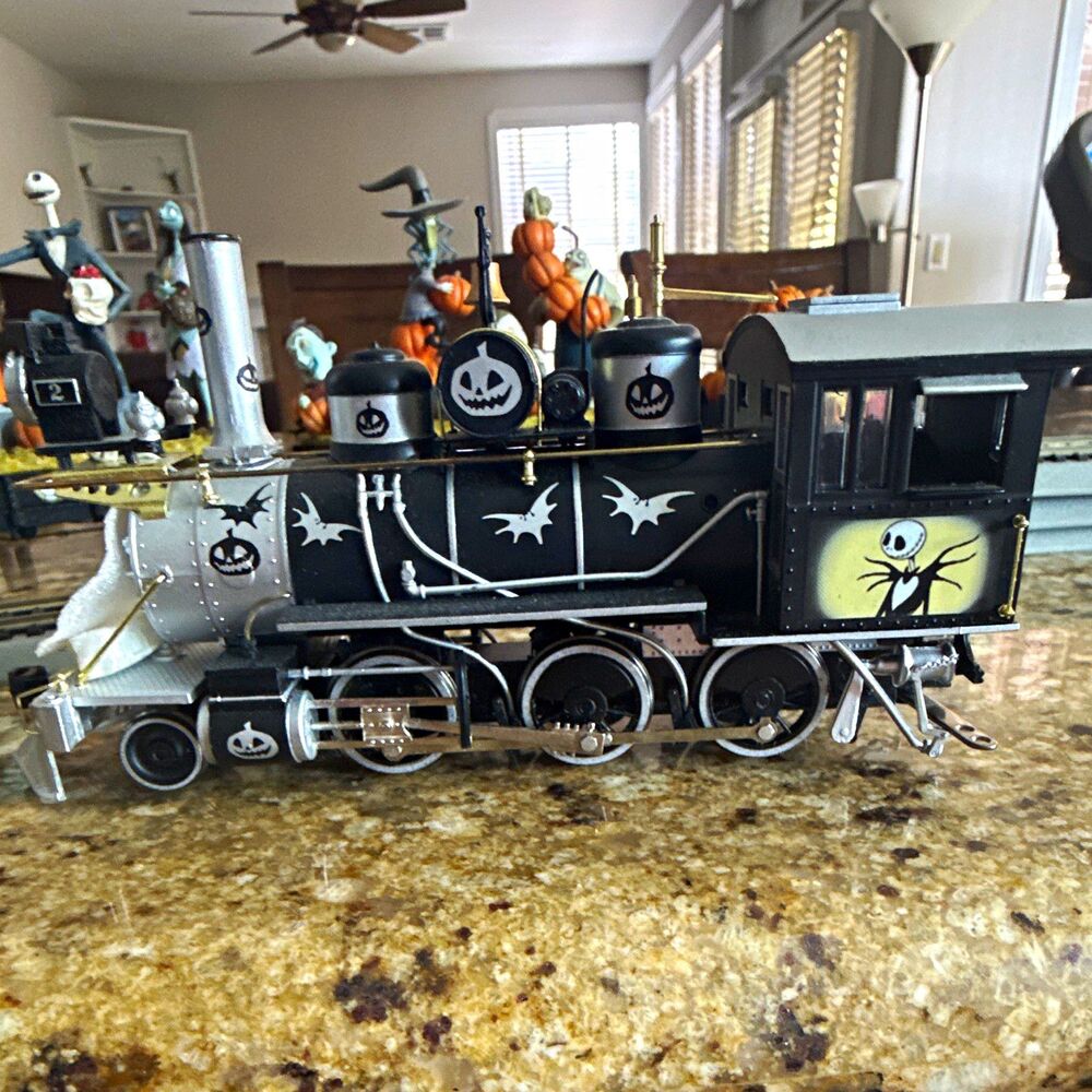 Disney Nightmare Before Christmas G Gauge Nightmare Express Steam Train
